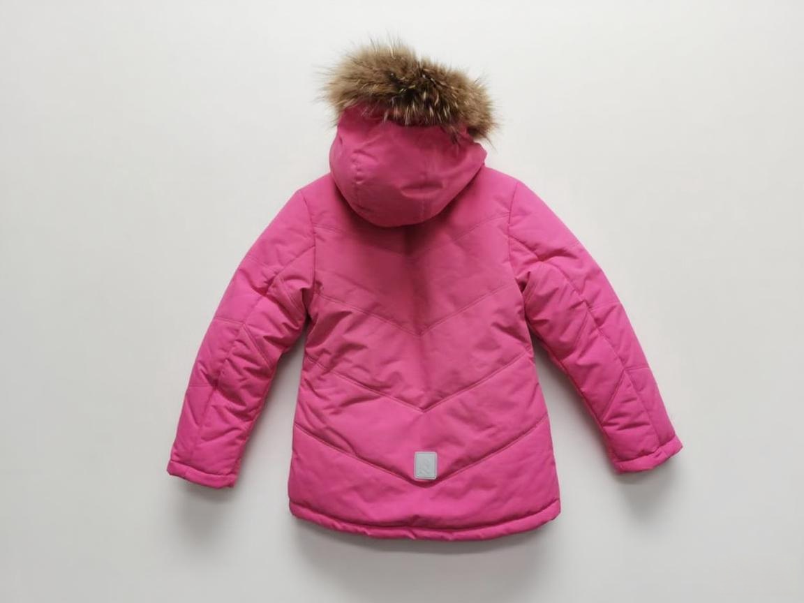 WINTERPROOF AND WATERPROOF CHILDREN’S SKI JACKET